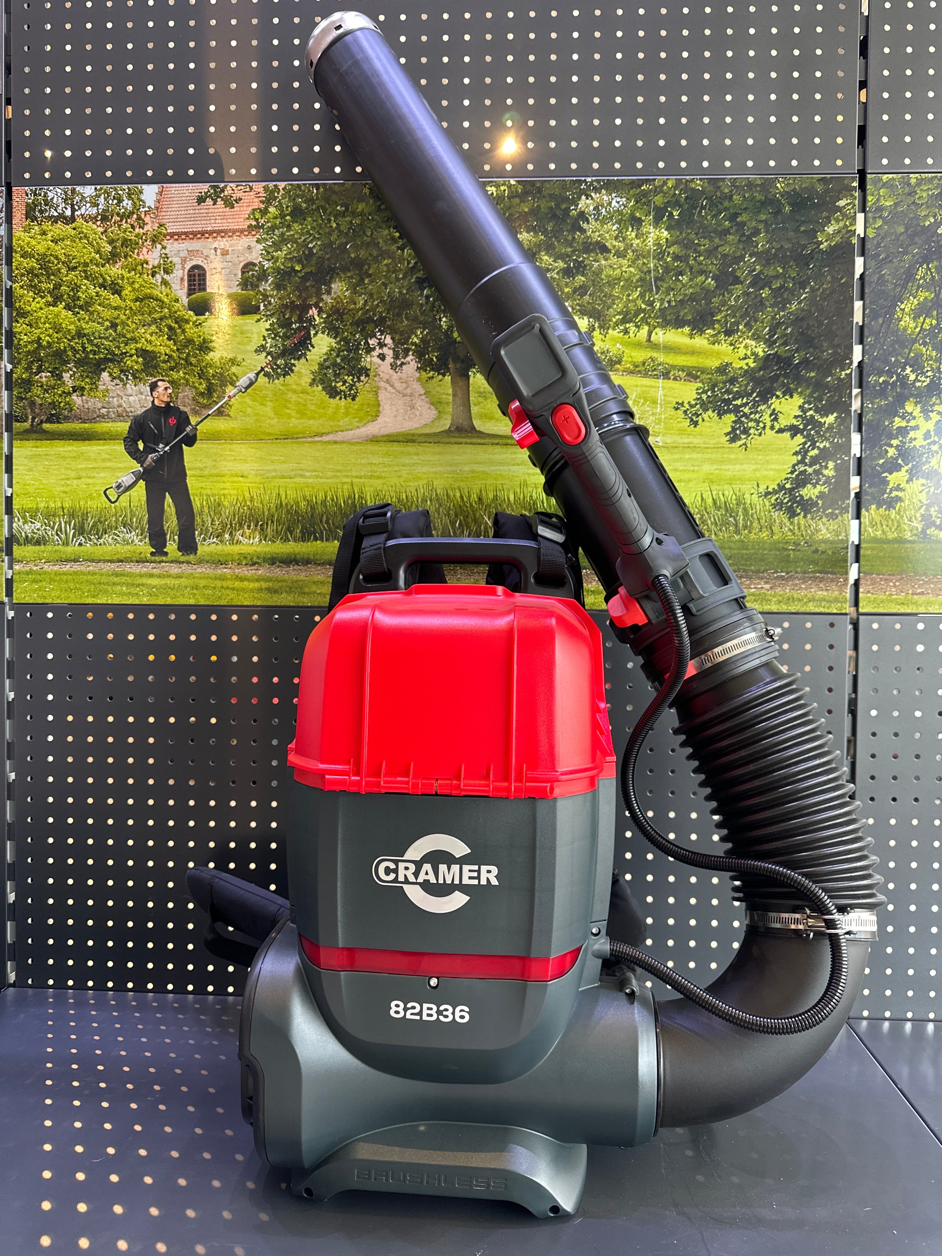 Cramer Ryggburen Lövblås 82V – Dual Port (82B36)